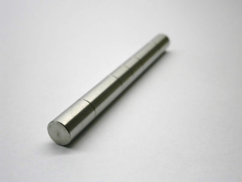 Optical Devices Structural Rod