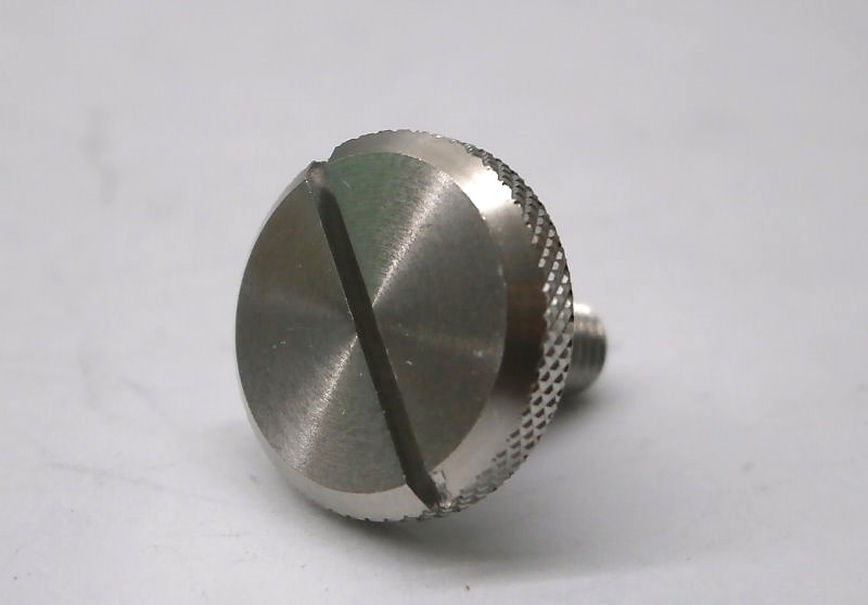 Knurled Cheese Head Screw