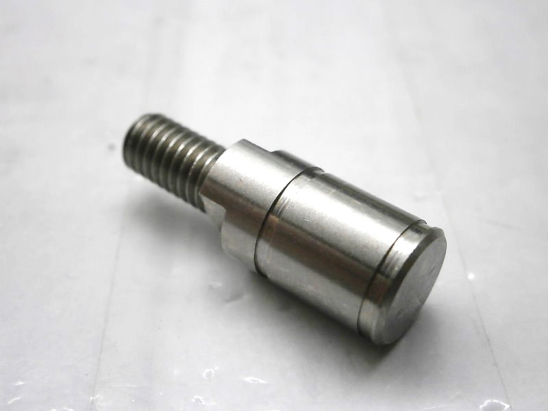 M6 Threaded Pivot Axel